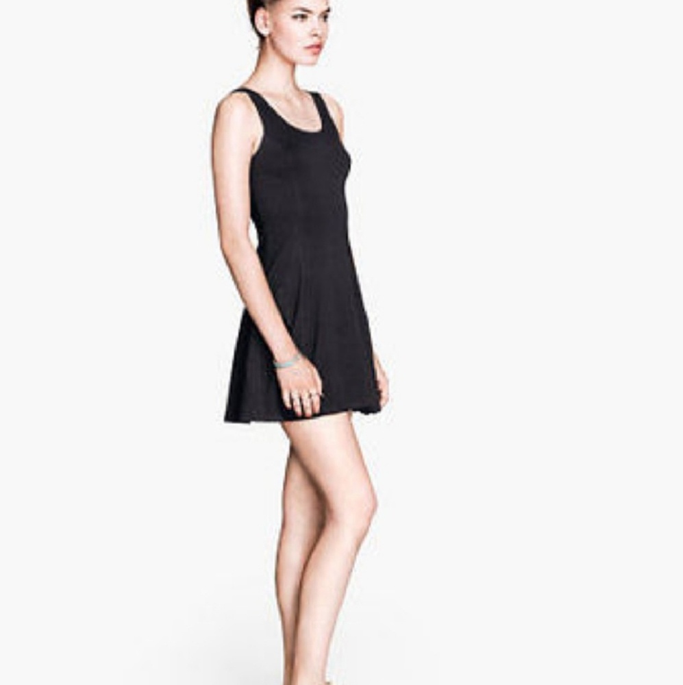 H&M Divided Black Summer Dress